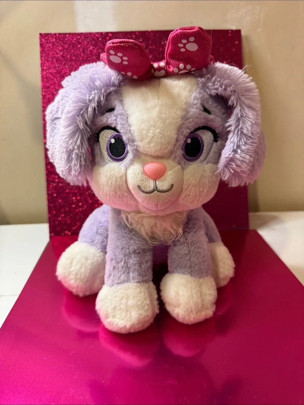 Disney Junior Minnie Mouse Cream Puff interactive plush dog